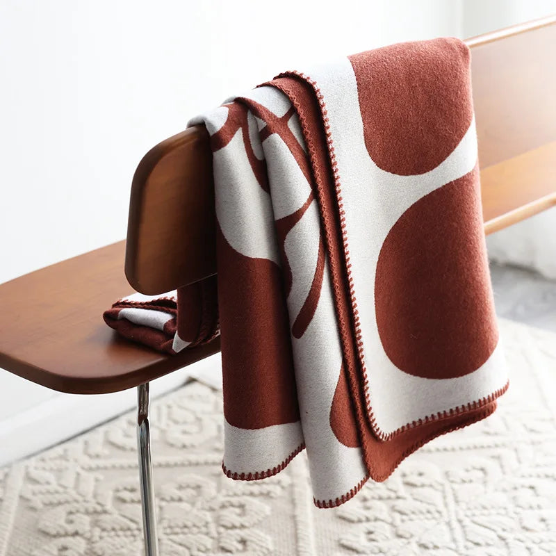 Plush Deluxe Sofa Bedspread Scandinavian Patterned Shawl Household Decor 2026 – Jacquard Imitation Cashmere Throw Blanket