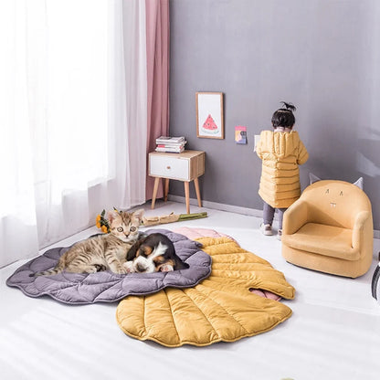Fashion Creativity Leaf Heart Shaped Blanket Carpet for Child Pet Cat Dog Mat Household Decor