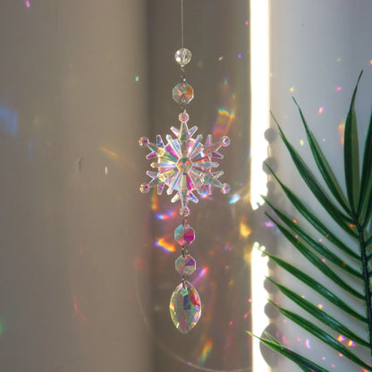 Colorful 4PCS Snowflake Crystal Sun Catcher - Christmas Tree Decoration, Rainbow Window Pendant