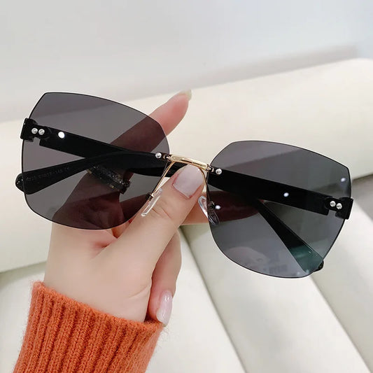 Fashionable Korean Sunglasses for Women - Anti-UV Big Face Tawny Round Glasses