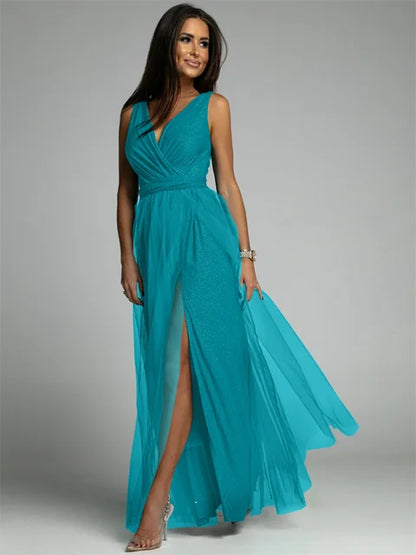Variant image for Elegant V-Neck Sleeveless Dress with Slit Hem, Plus Size Formal Wedding Guest Cocktail Dress-9