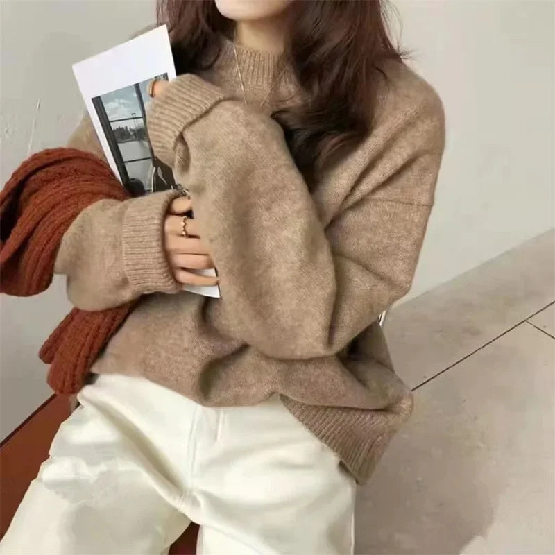 Oversized Cozy Women’s Pullover Sweater - Round Neck Knit