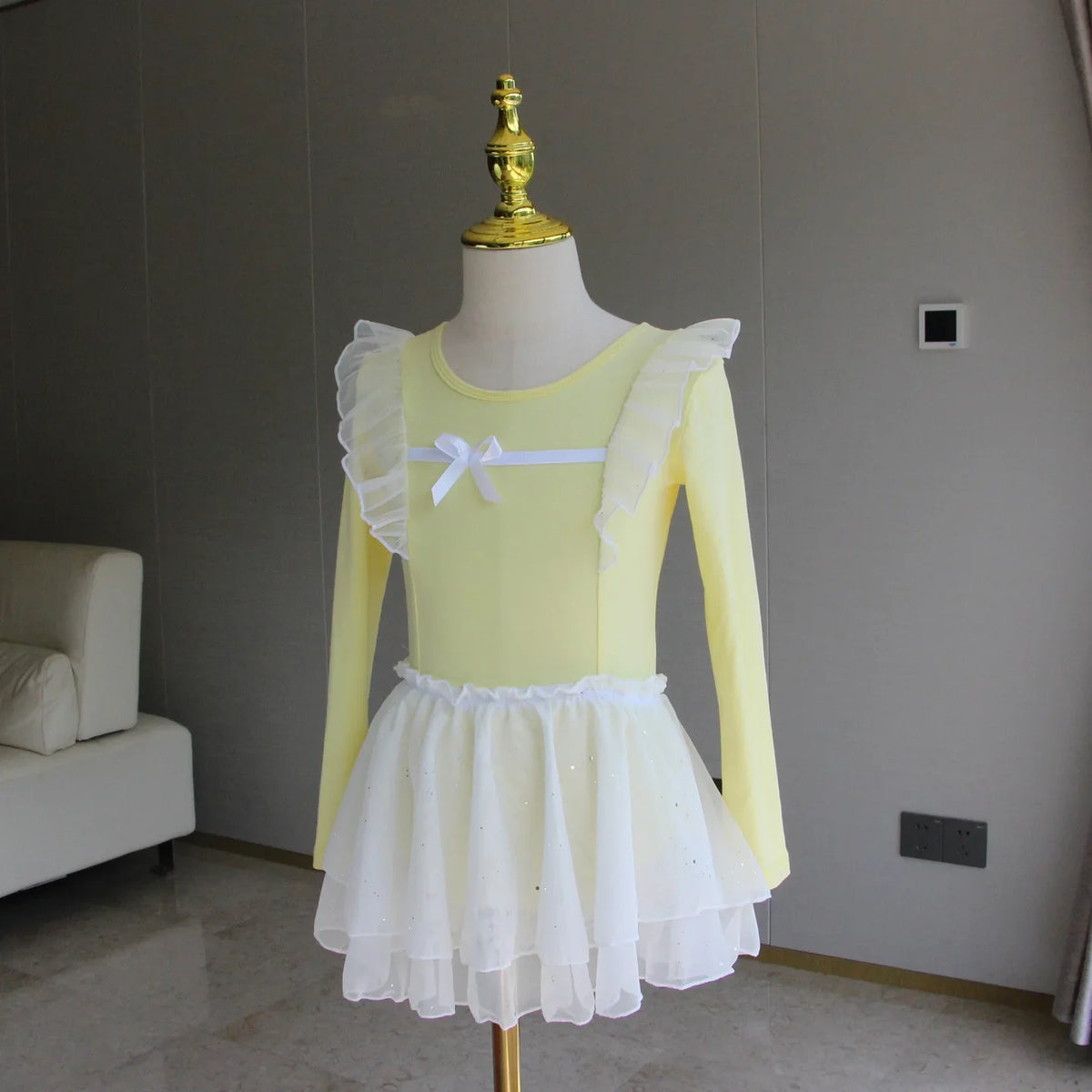 Light girls ballet leotard set - puff-sleeve top, tulle tutu skirt, polyester, for dance class