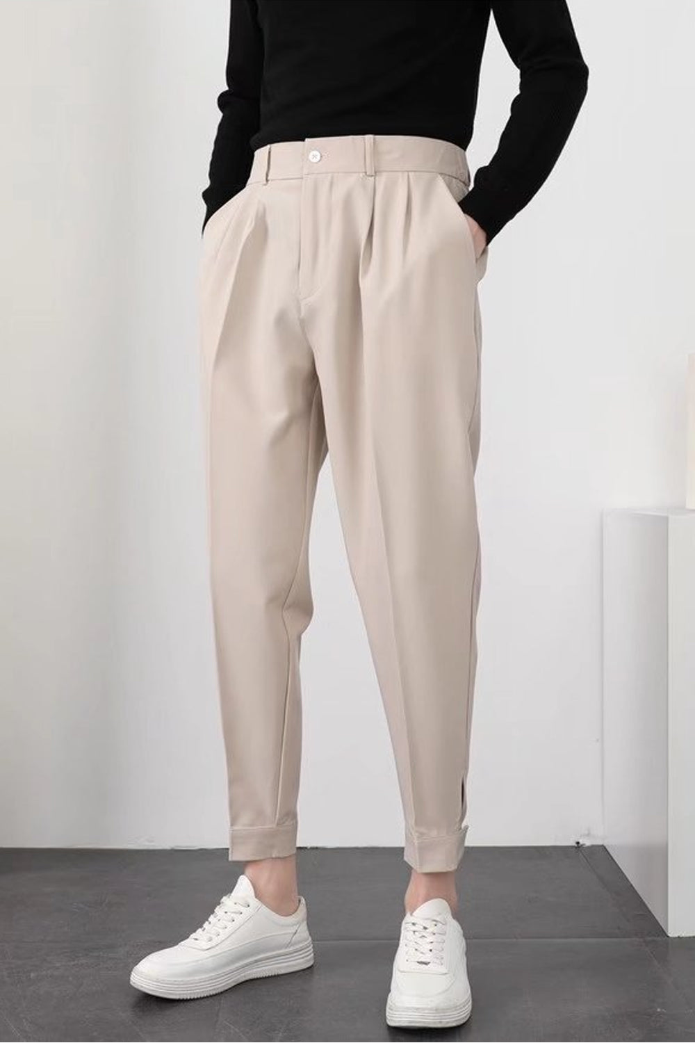 Sophisticated men’s trousers – tailored fit, durable fabric, for formal occasions 5