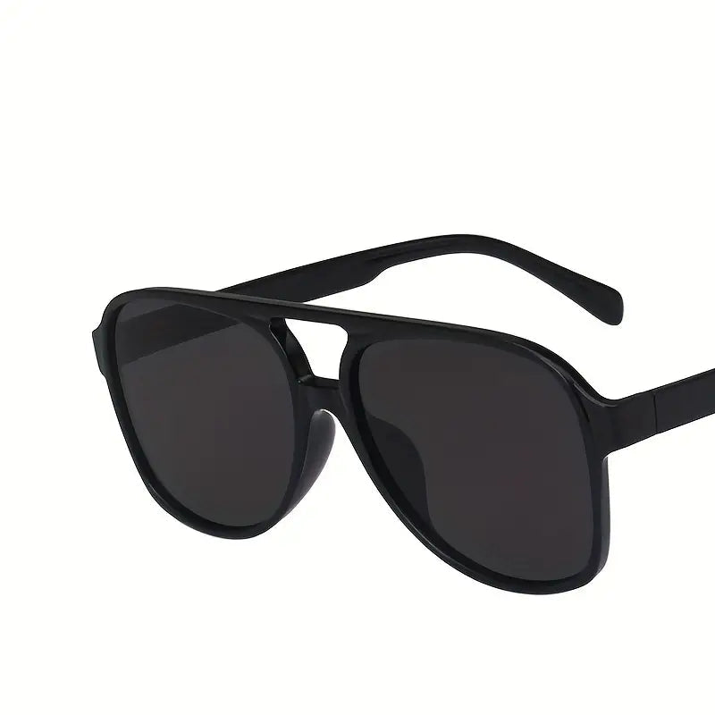 Übergroße und stilvolle Sonnenbrille für Damen – Retro-Design, Kunststoff, für den Sommer 1