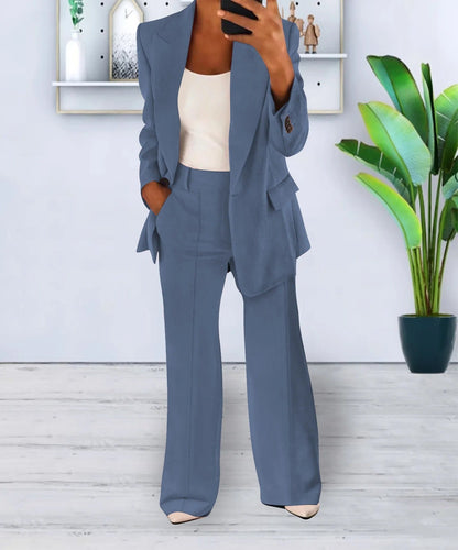 Versatile women's suit – oversized blazer and straight-leg trousers, stretchy polyester, for work or casual outings 1