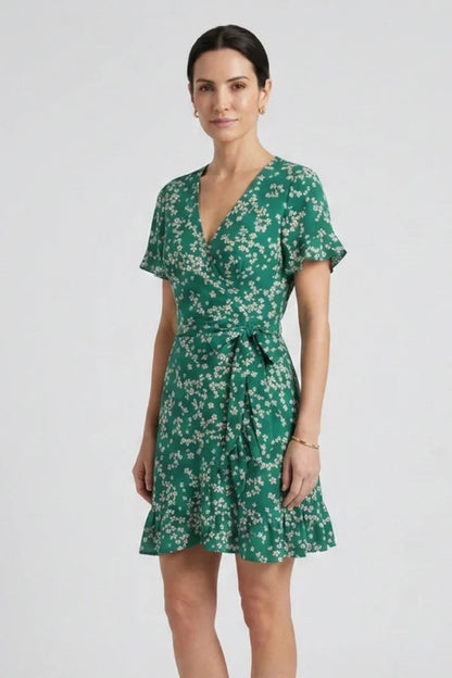 wrap v-neck, floral print, chiffon, for warm-weather occasions – Light women's dress
