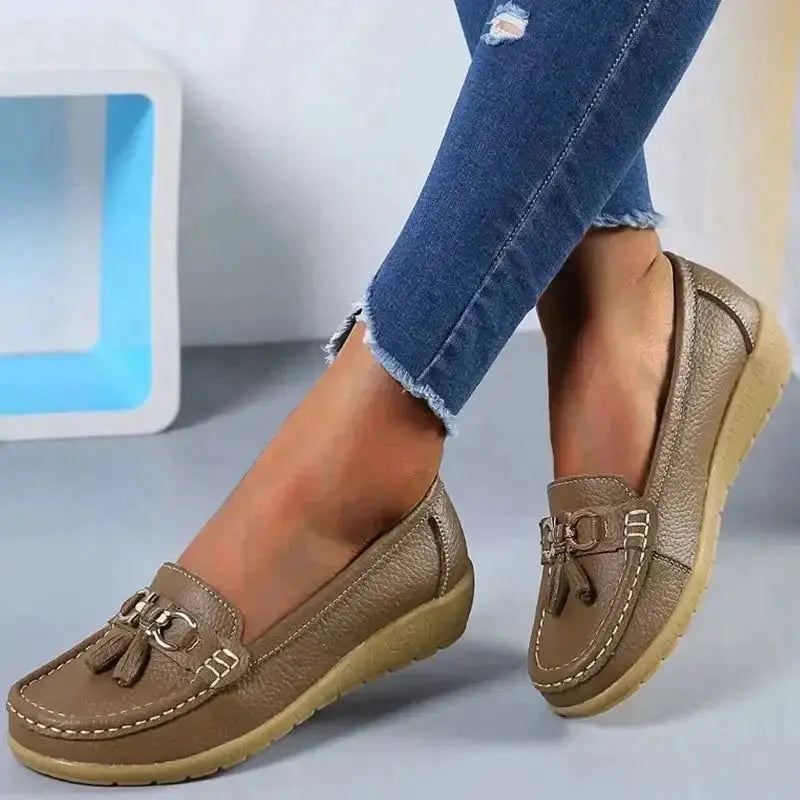 Variant image for Women's Orthopedic Moccasins, Breathable PU Leather Ladies Moccasin Shoes for Comfort and Support-39