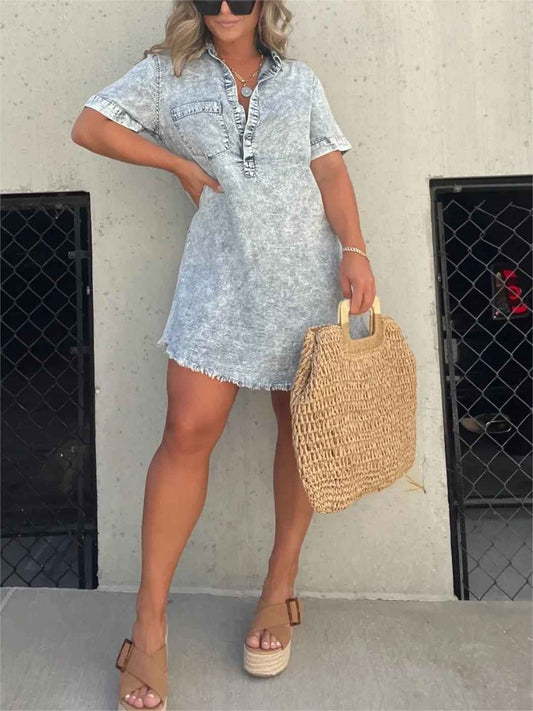 Relaxed Denim Dress for Women, Comfortable Fit, Versatile Knee-Length Style for Casual and Semi-Formal Occasions-1