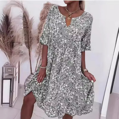 Elegant Knee-Length Summer Dress - Cozy and Trendy Floral Design for Casual Wear, Great for Daytime Outings