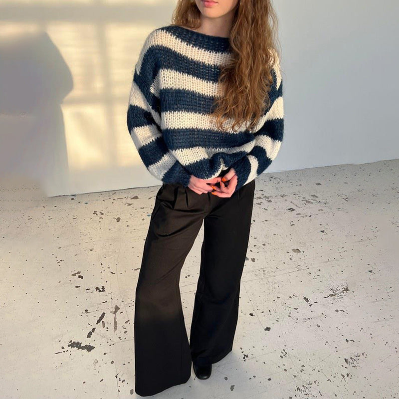 Cozy Oversized Women’s Pullover Sweater - Striped Knit